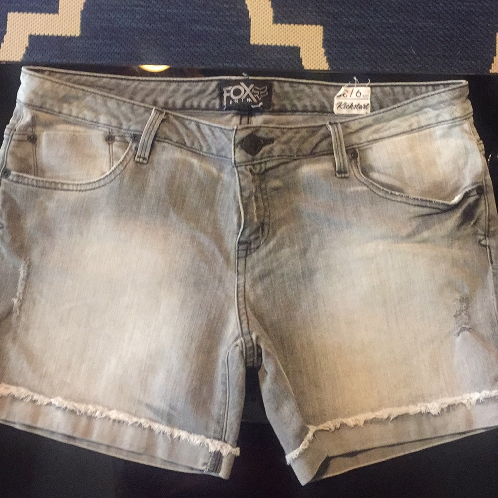 Fox distressed gray jeans size 9/30